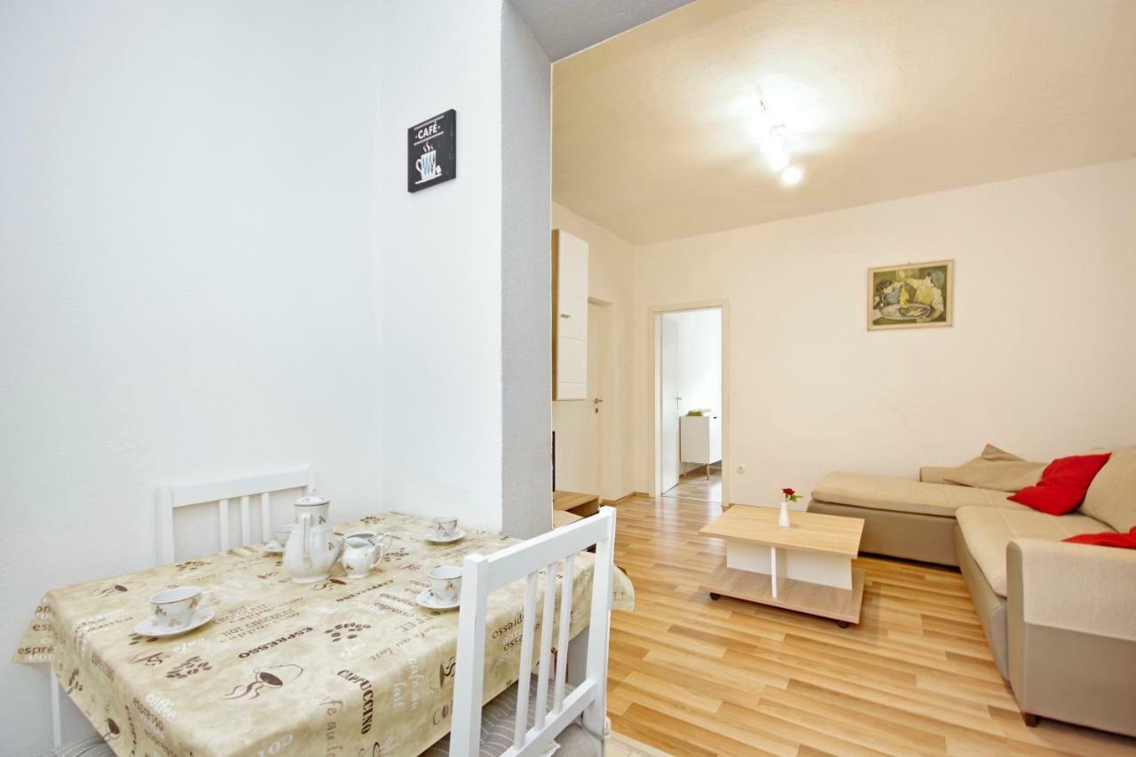 Apartments Andela Makarska Exterior foto