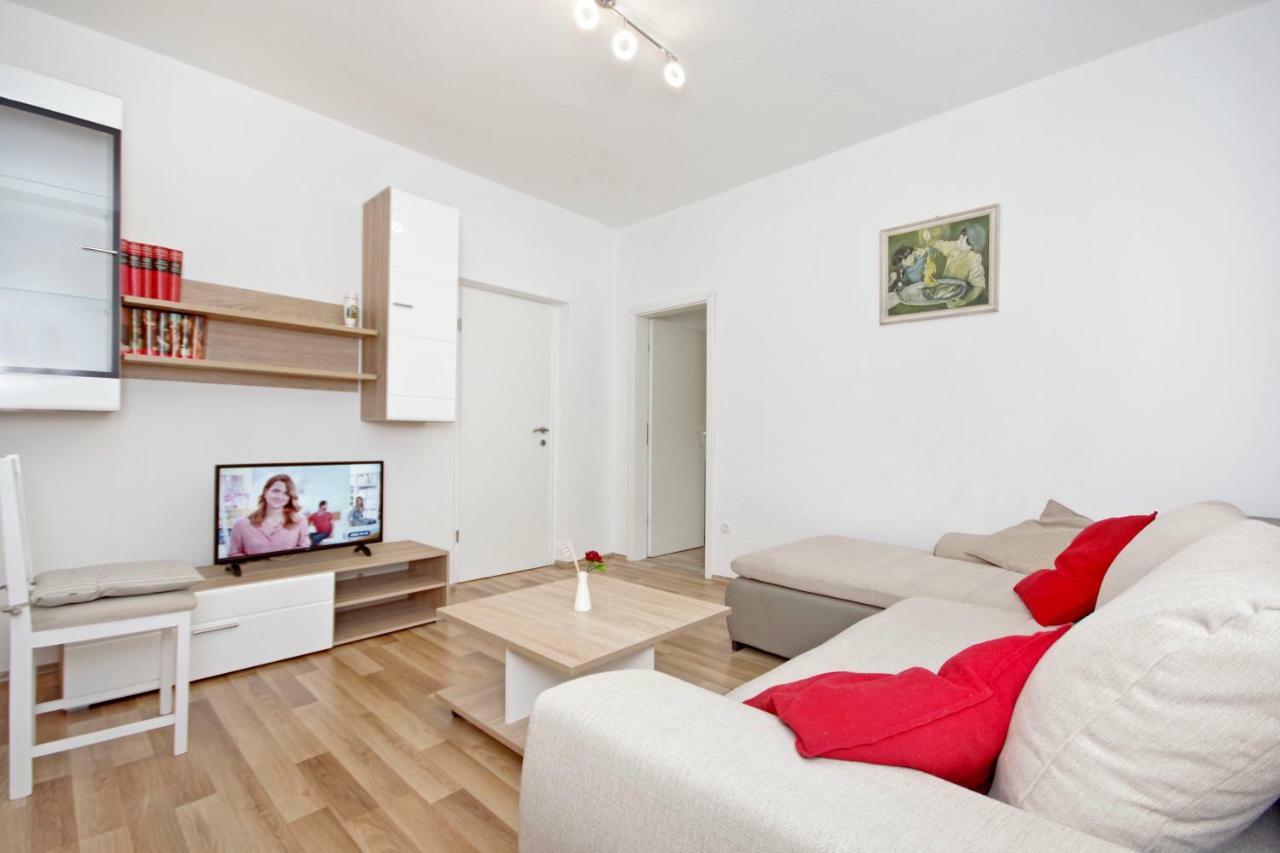 Apartments Andela Makarska Exterior foto