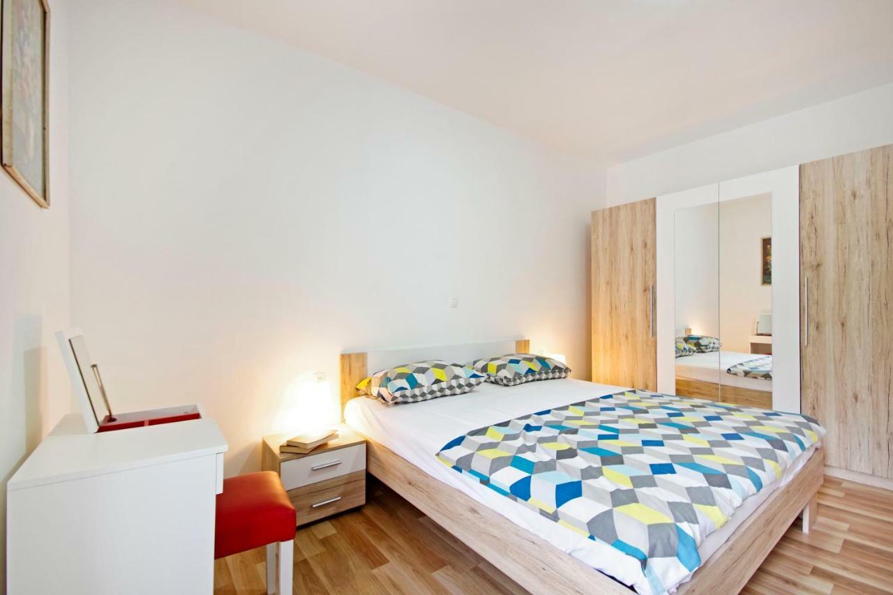 Apartments Andela Makarska Exterior foto