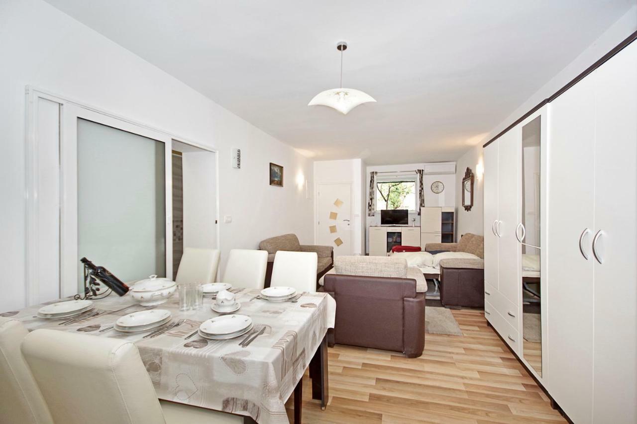 Apartments Andela Makarska Exterior foto