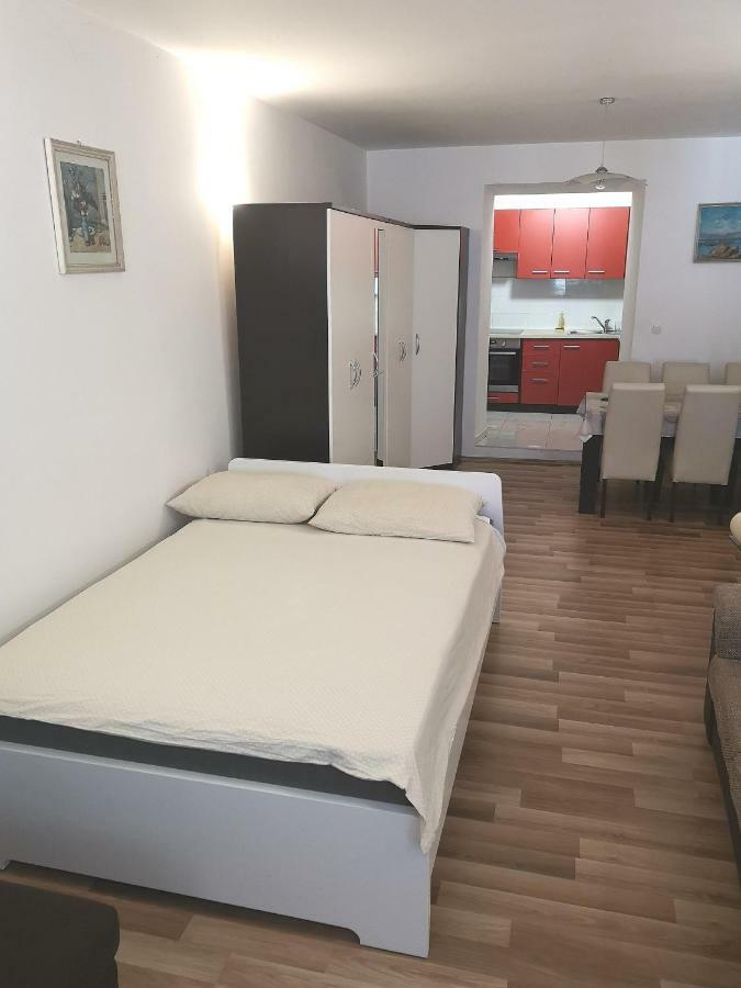 Apartments Andela Makarska Exterior foto